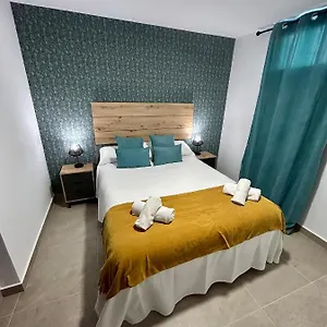 https://apartamentos-dream-views-los-cabezuelos.es-andalucia.com